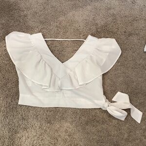 Ruffled white short sleeve blouse
